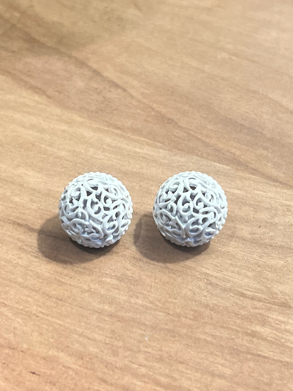 Vintage White Filigree Earrings by Arthur Pepper ART